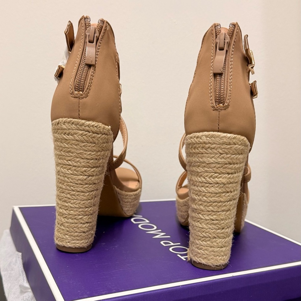 NWT TOP Moda Tan Platform Heels - Picture 3 of 6